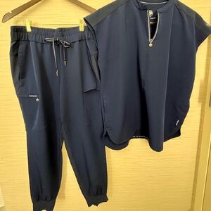 Navy Scrub Set